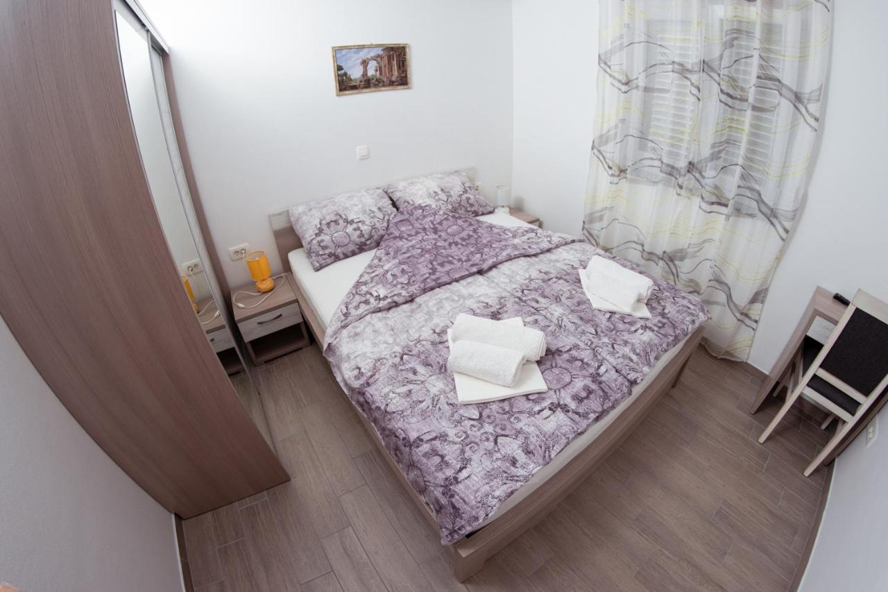Apartmani Mijo, Биоград-на-Мору Экстерьер фото