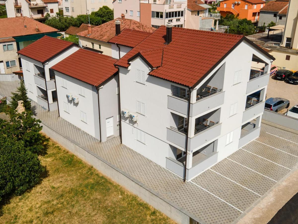 Apartmani Mijo, Биоград-на-Мору Экстерьер фото